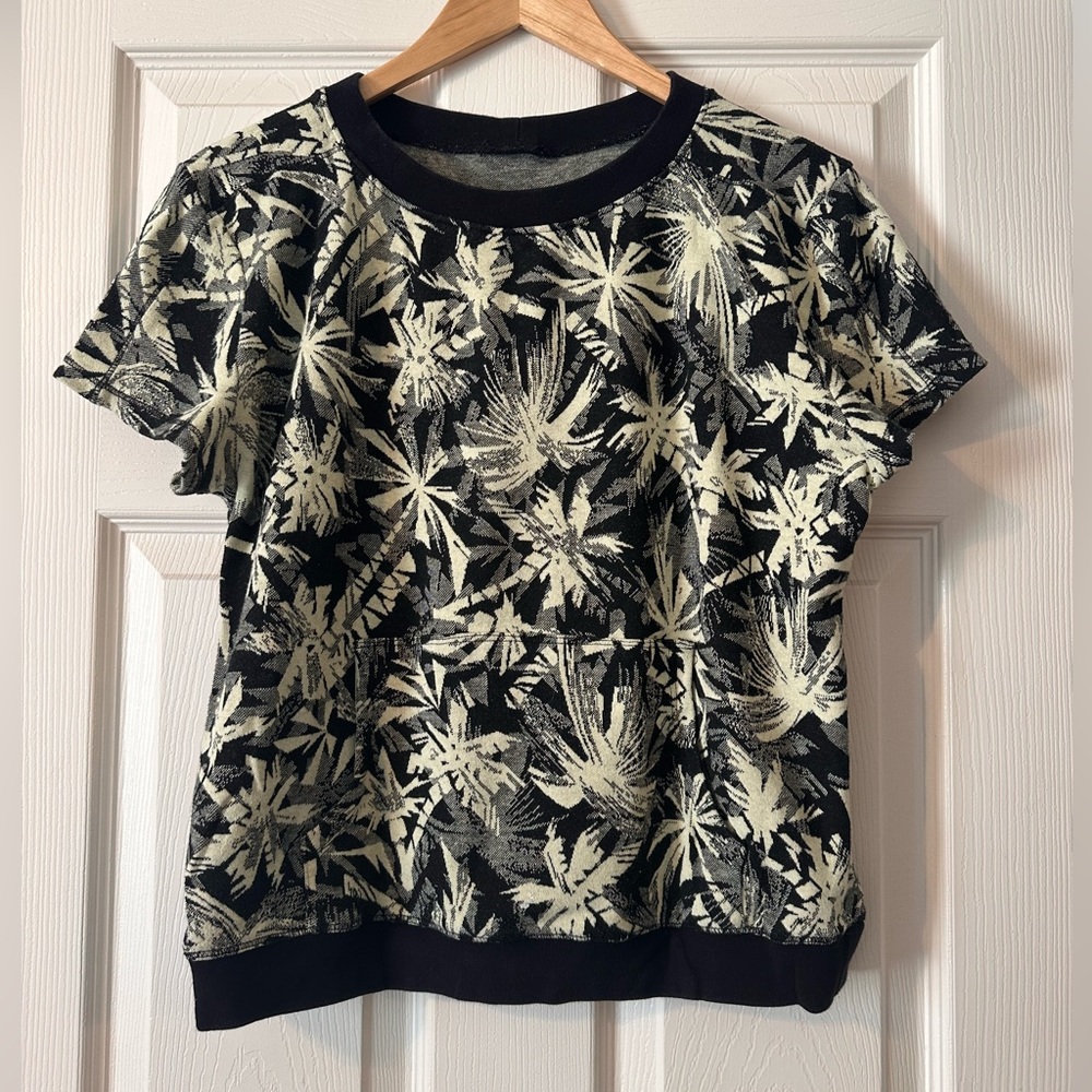 Twenty palm tree print top